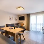 Haus Meneweger Apartman *