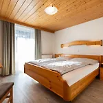 Apartman Haus Meneweger Flachau