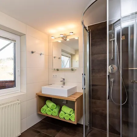 Haus Meneweger Appartamento