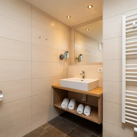 Haus Meneweger Appartamento *