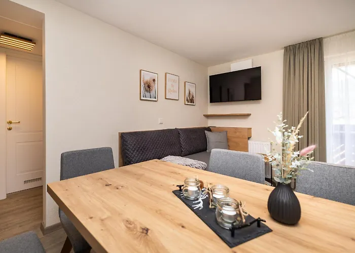 Haus Meneweger Διαμέρισμα Φλαχάου