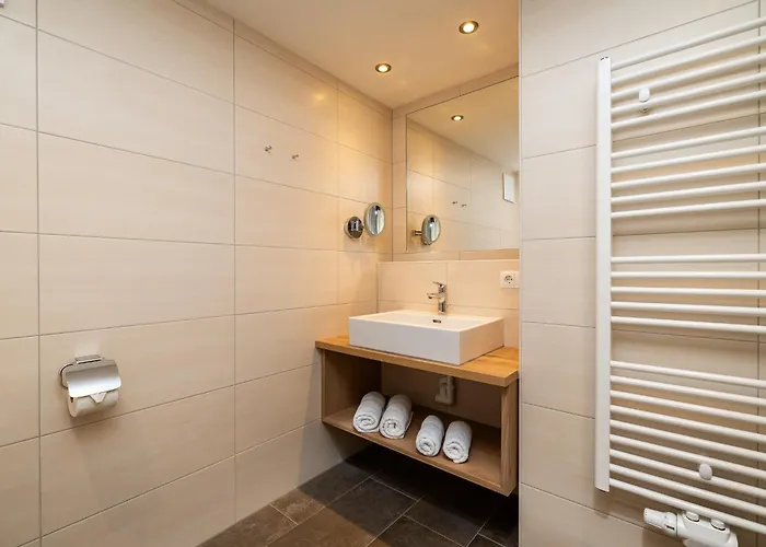 Haus Meneweger Διαμέρισμα *